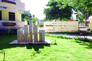 ĐÓN ĐOÀN HỌC SINH VÀ GIÁO VIÊN TRƯỜNG THPT HOÀNG VĂN THỤ ĐẾN THAM QUAN TẠI BỘ MÔN CƠ ĐIỆN TỬ