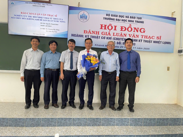 BUỔI BẢO VỆ LUẬN VĂN THẠC SĨ – KHOA CƠ KHÍ DIỄN RA THÀNH CÔNG TỐT ĐẸP