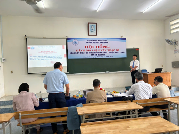 BUỔI BẢO VỆ LUẬN VĂN THẠC SĨ – KHOA CƠ KHÍ DIỄN RA THÀNH CÔNG TỐT ĐẸP