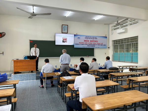 BUỔI BẢO VỆ LUẬN VĂN THẠC SĨ – KHOA CƠ KHÍ DIỄN RA THÀNH CÔNG TỐT ĐẸP