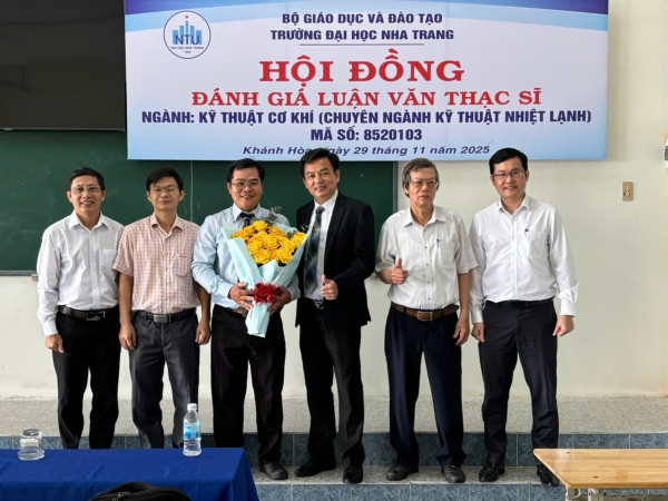 BUỔI BẢO VỆ LUẬN VĂN THẠC SĨ – KHOA CƠ KHÍ DIỄN RA THÀNH CÔNG TỐT ĐẸP