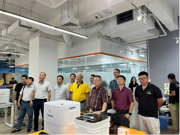 ĐOÀN CÔNG TÁC TRƯỜNG ĐẠI HỌC NHA TRANG THĂM VÀ LÀM VIỆC TẠI TẬP ĐOÀN MINH PHÚ