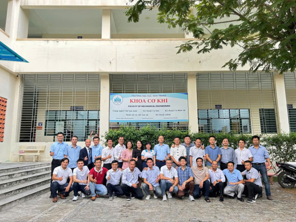 CHÀO MỪNG CỰU SINH VIÊN VỀ THĂM TRƯỜNG NHÂN DỊP NGÀY TRUYỀN THỐNG CỦA TRƯỜNG 1-8-2025