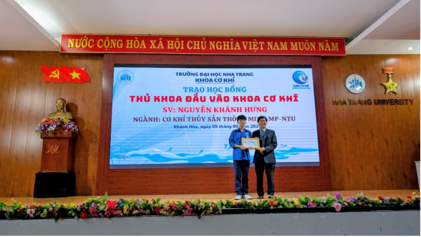 LỄ GẶP MẶT VÀ TRAO HỌC BỔNG TÂN SINH VIÊN K67 – KHOA CƠ KHÍ